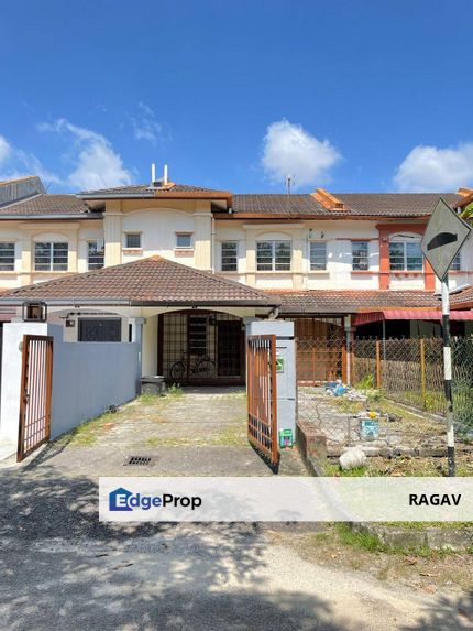 DOUBLE STOREY TERRACE HOUSE IN TAMAN PASIR PUTIH FOR SALE, Johor, Pasir Gudang