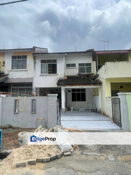 House For Sale Newly Renovated Taman Puteri Wangsa Ulu Tiram, Johor, Ulu Tiram