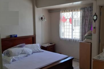 La Villas Condominium