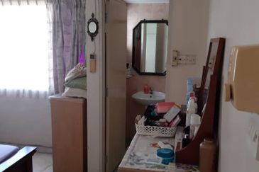 La Villas Condominium