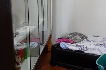 Cendana on Sultan Ismail