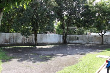 Titiwangsa Spacious Single Storey Bungalow For Sale