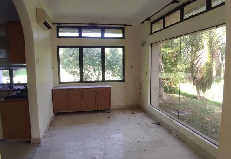 Bukit Merah Laketown Resort