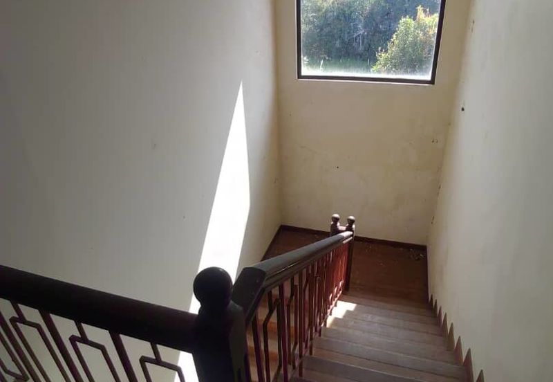 Bukit Merah Laketown Resort