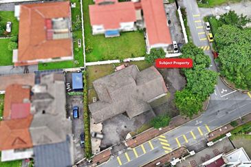 Titiwangsa Spacious Single Storey Bungalow For Sale