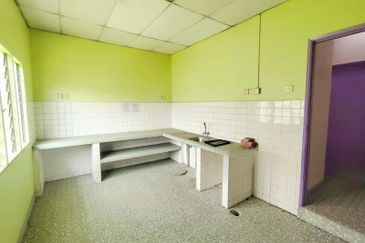 Titiwangsa Spacious Single Storey Bungalow For Sale