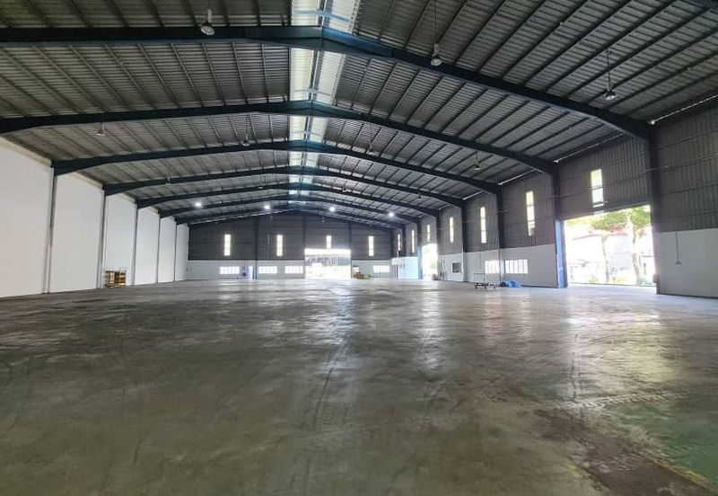 Bandar Bukit  Beruntung 2 Adjoining Warehouse for Rent