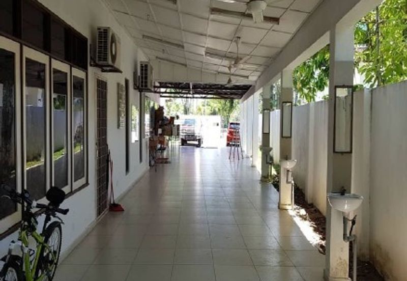 Titiwangsa 2 Storey Bungalow For Rent