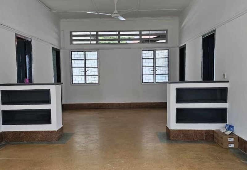 Single Storey Colonial Bungalow For Sale