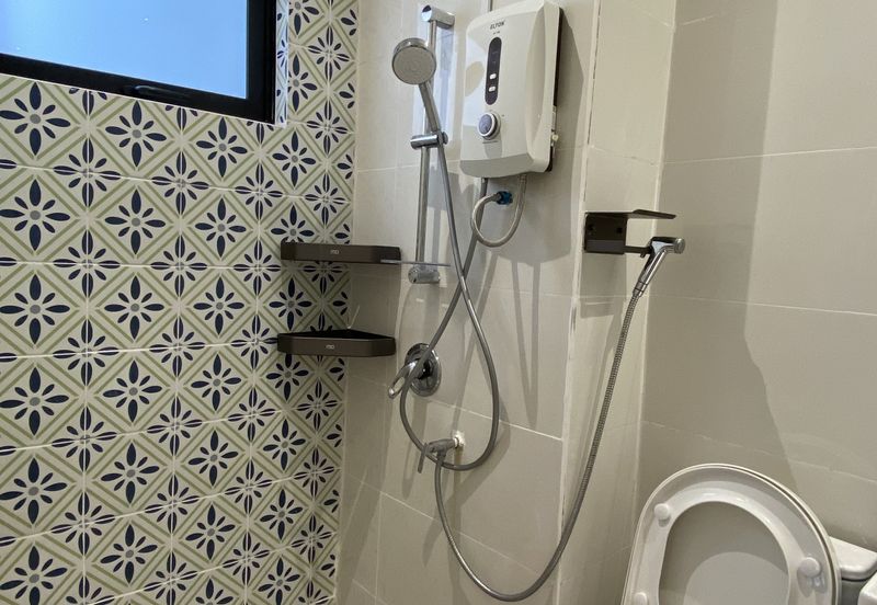 Cosy 2 Storey House @ Ara Damansara