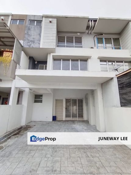Jalan Semenyih Indah 2, Semenyih, Selangor : 2.5 Sty Landed Terrace House @ Taman Semenyih Indah 2, Selangor, Semenyih