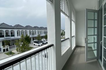 Merrydale @ Eco Majestic