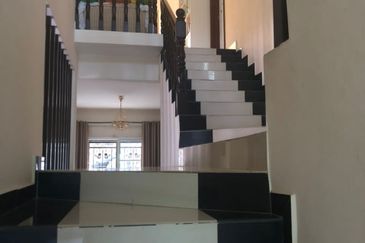 Taman Tasik Semenyih (Lake Residence)