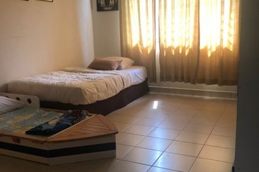 Taman Tasik Semenyih (Lake Residence)