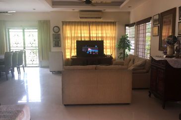 Taman Tasik Semenyih (Lake Residence)