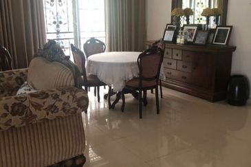 Taman Tasik Semenyih (Lake Residence)