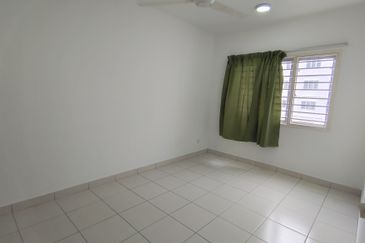 Karisma Apartment @ Eco Majestic