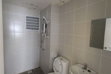 Karisma Apartment @ Eco Majestic