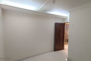 De Tropicana Condominium