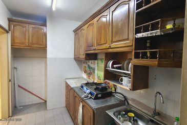 De Tropicana Condominium