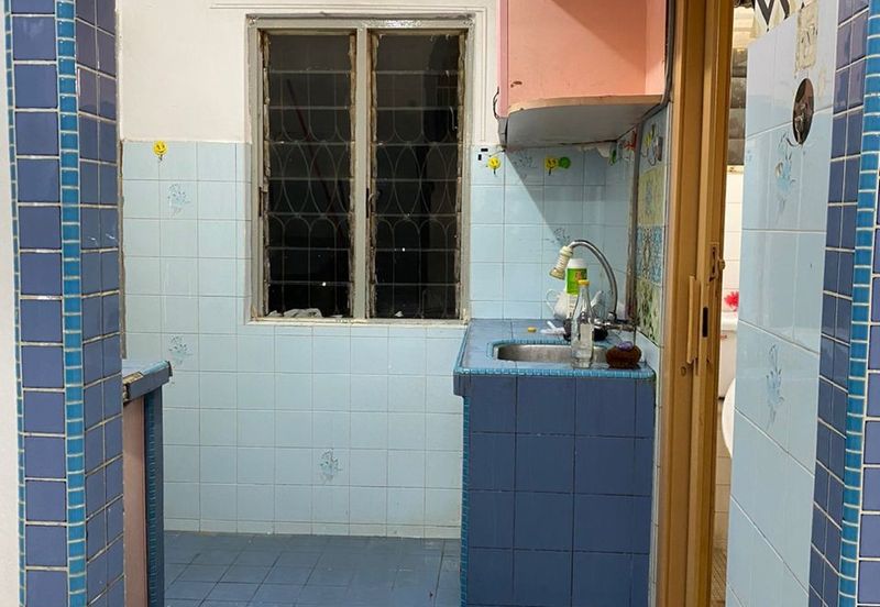 Seksyen 4 Wangsa Maju Flat Block B