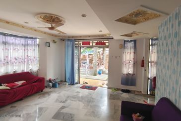 Taman Tasik Semenyih (Lake Residence)