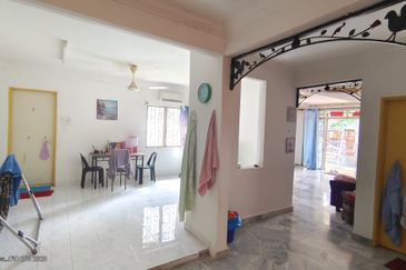 Taman Tasik Semenyih (Lake Residence)