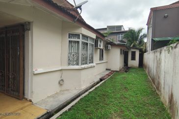 Taman Tasik Semenyih (Lake Residence)