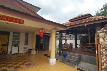 Taman Tasik Semenyih (Lake Residence)