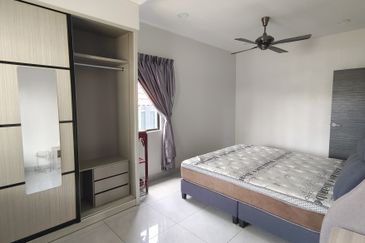 Taman Anggerik Villa