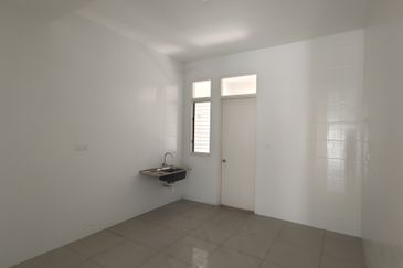 Cradleton @ Eco Majestic