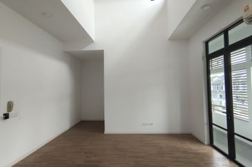 Cradleton @ Eco Majestic