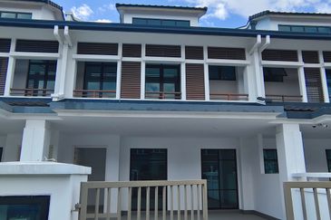 Cradleton @ Eco Majestic