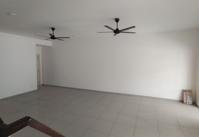 Cradleton @ Eco Majestic