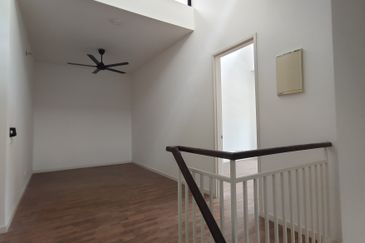 Cradleton @ Eco Majestic