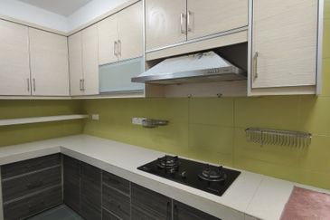 Kondominium Tiara Intan, Taman Bukit Indah