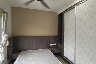 Kondominium Tiara Intan, Taman Bukit Indah