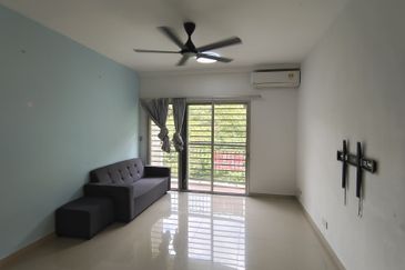 Kondominium Tiara Intan, Taman Bukit Indah