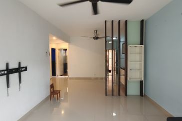 Kondominium Tiara Intan, Taman Bukit Indah