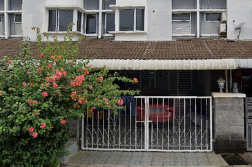 Bandar Laguna Merbok