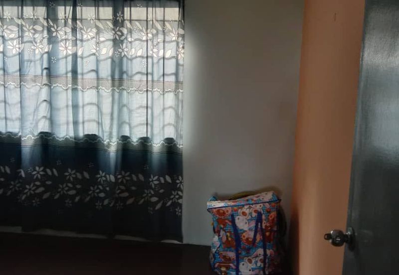 Pangsapuri Angsana, Bandar Mahkota Cheras