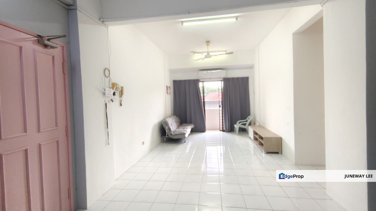 Evergreen Park Acon and Hazel, Kajang, Selangor - RM 338k Ground Floor, Selangor, Kajang