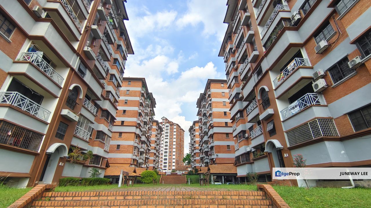 Evergreen Park Acon and Hazel, Kajang, Selangor - RM 338k Ground Floor, Selangor, Kajang