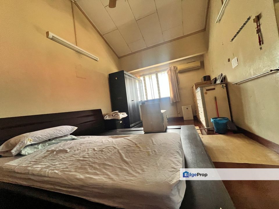 2 story 1960s bungalow , Kuala Lumpur, Damansara