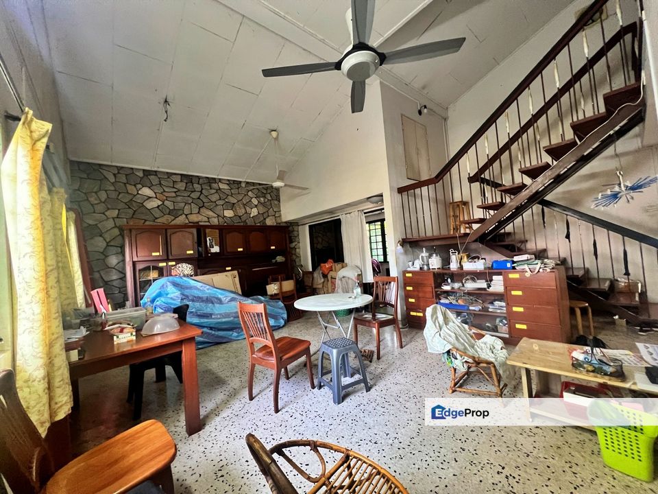 2 story 1960s bungalow , Kuala Lumpur, Damansara