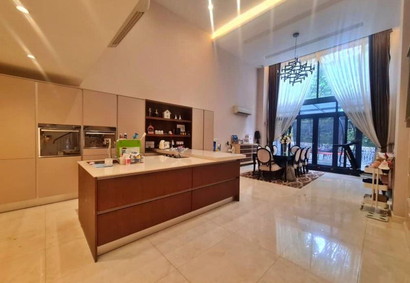 2.5 sty luxury superlink @ The Mansions , Desa Park City