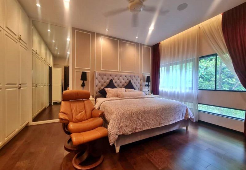 2.5 sty luxury superlink @ The Mansions , Desa Park City
