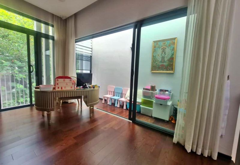 2.5 sty luxury superlink @ The Mansions , Desa Park City
