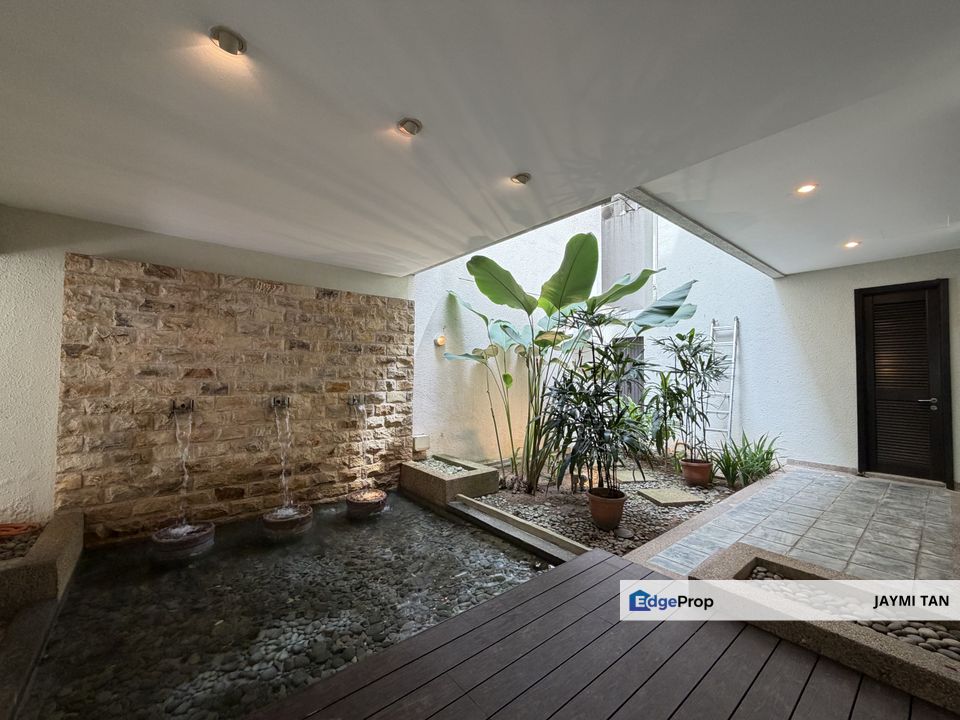 Villa Mont Kiara 3 Storey Link Bungalow For Sale, Kuala Lumpur, Mont Kiara