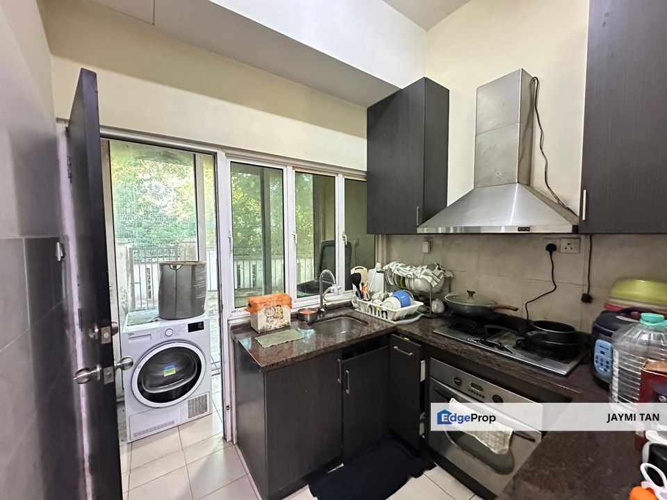 Desa ParkCity 3 Storey End-Lot with Extra Land Terrace For Sale, Kuala Lumpur, Desa Parkcity